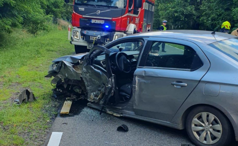 4/5 Zderzenie BMW i citroena na DK22 koło Gorzowa