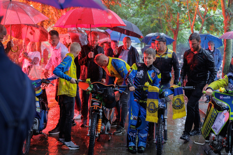 6/10 Pogrzeb Bogusława Nowaka