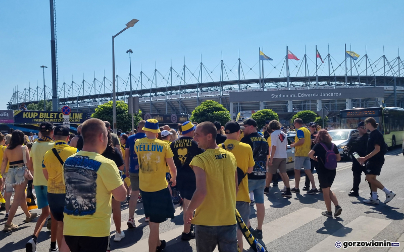 6/20 Przemarsz kibiców Stali Gorzów na mecz z Falubazem