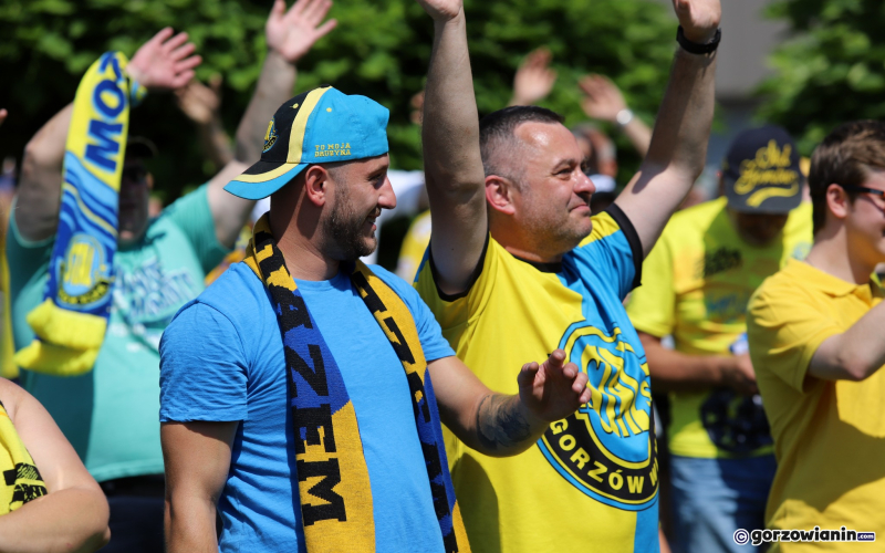 9/20 Przemarsz kibiców Stali Gorzów na mecz z Falubazem