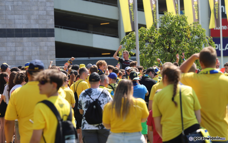 11/20 Przemarsz kibiców Stali Gorzów na mecz z Falubazem