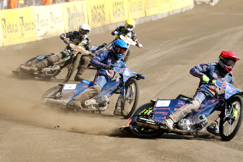 35/90 Żużel: 104. derby Ziemi Lubuskiej Stal Gorzów - Falubaz Zielona Góra