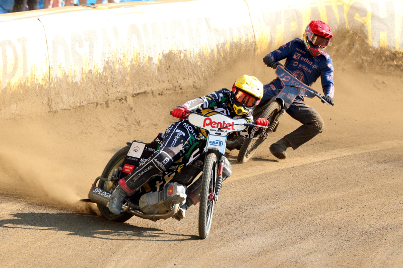 58/90 Żużel: 104. derby Ziemi Lubuskiej Stal Gorzów - Falubaz Zielona Góra