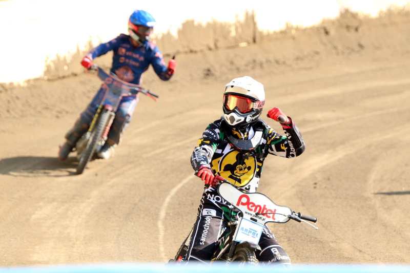 68/90 Żużel: 104. derby Ziemi Lubuskiej Stal Gorzów - Falubaz Zielona Góra