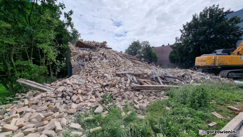 7/8 Wyburzanie kamienicy przy ul. Grobla 