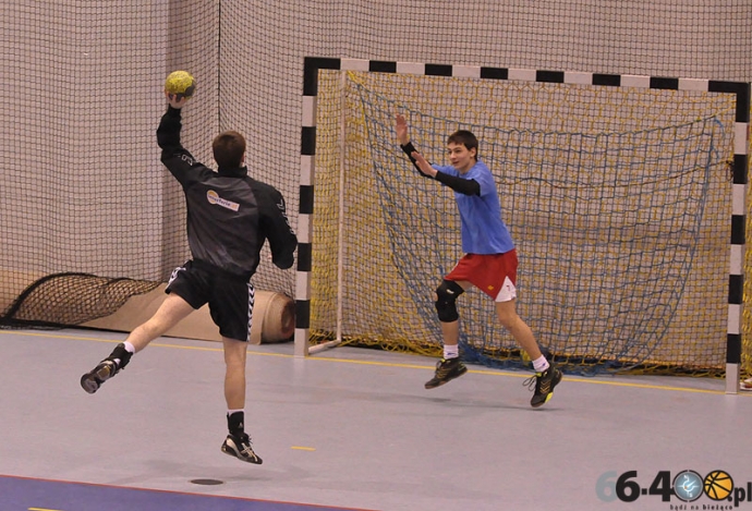 16/26 Trening piłkarzy ręcznych