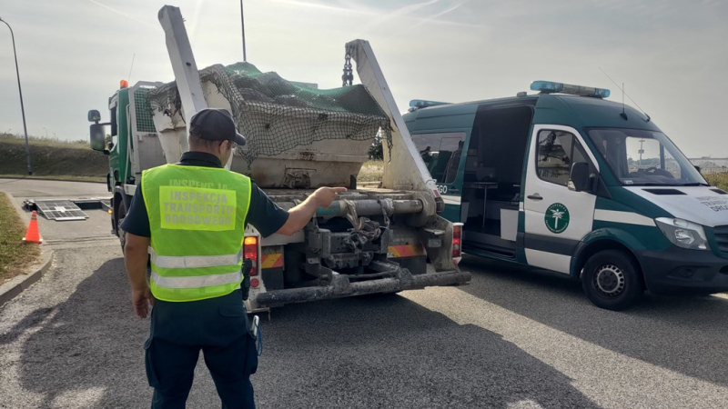 3/4 Śmieciarki pod lupą gorzowskiej ITD