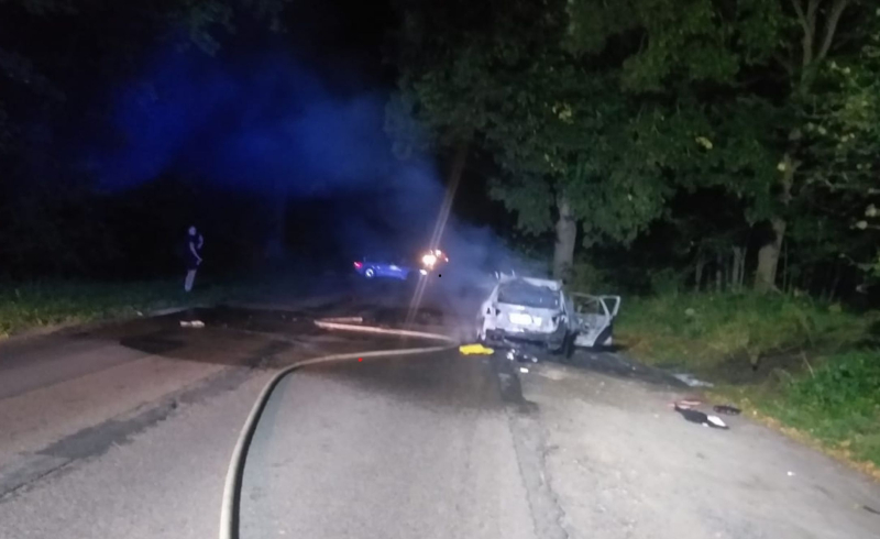 4/5 Pożar BMW przy ul. Kostrzyńskiej w Gorzowie