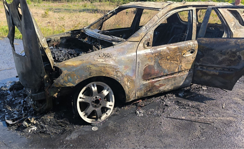 3/4 Pożar mercedesa w Brzozowcu