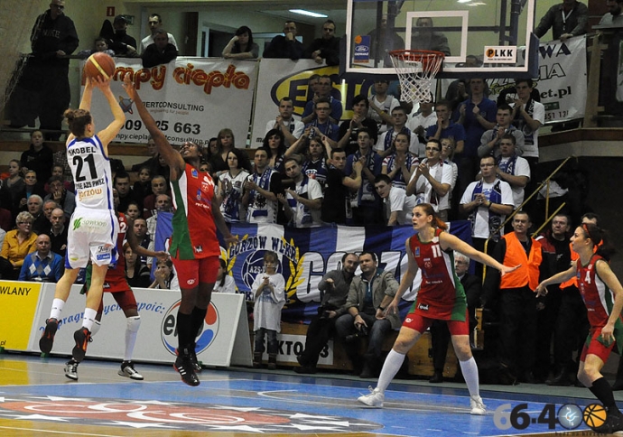 5/62 KSSSE AZS PWSZ Gorzów - Odra Brzeg 56:40  (15:8, 19:11, 11:12, 11:9)