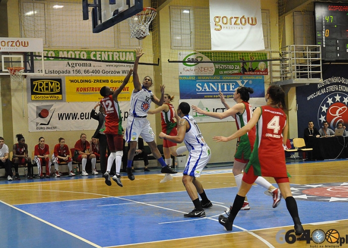 20/62 KSSSE AZS PWSZ Gorzów - Odra Brzeg 56:40  (15:8, 19:11, 11:12, 11:9)
