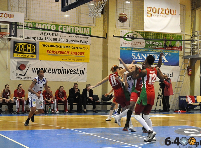 25/62 KSSSE AZS PWSZ Gorzów - Odra Brzeg 56:40  (15:8, 19:11, 11:12, 11:9)