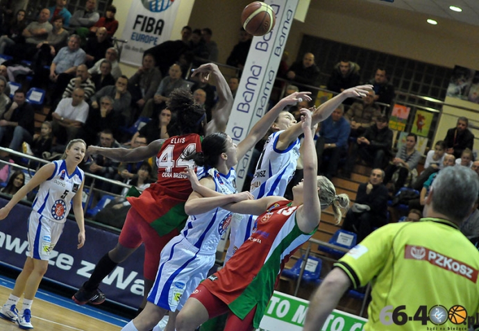 45/62 KSSSE AZS PWSZ Gorzów - Odra Brzeg 56:40  (15:8, 19:11, 11:12, 11:9)