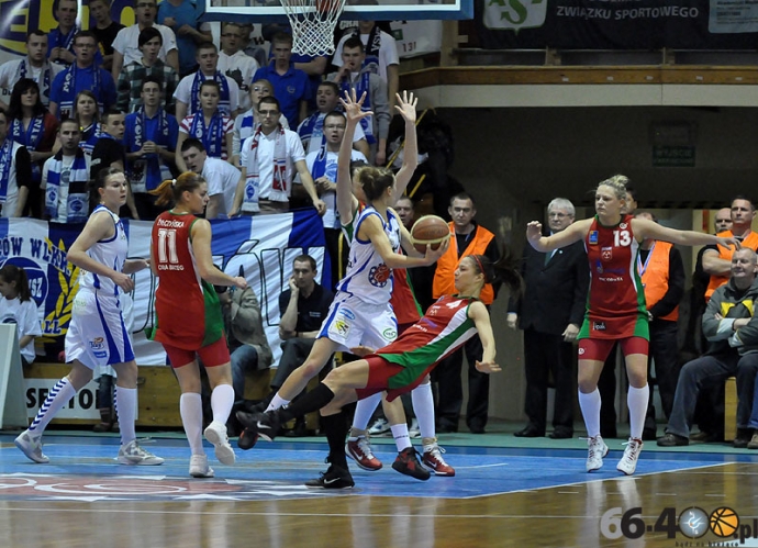 48/62 KSSSE AZS PWSZ Gorzów - Odra Brzeg 56:40  (15:8, 19:11, 11:12, 11:9)