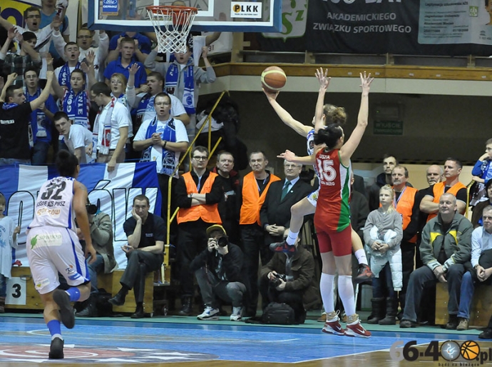 55/62 KSSSE AZS PWSZ Gorzów - Odra Brzeg 56:40  (15:8, 19:11, 11:12, 11:9)