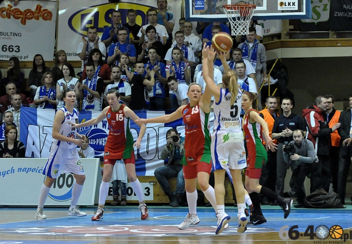 58/62 KSSSE AZS PWSZ Gorzów - Odra Brzeg 56:40  (15:8, 19:11, 11:12, 11:9)