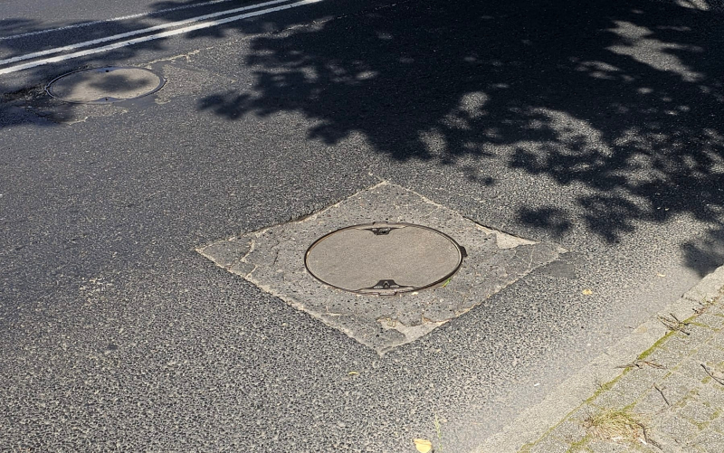 4/6 Zniszczony asfalt na Estkowskiego