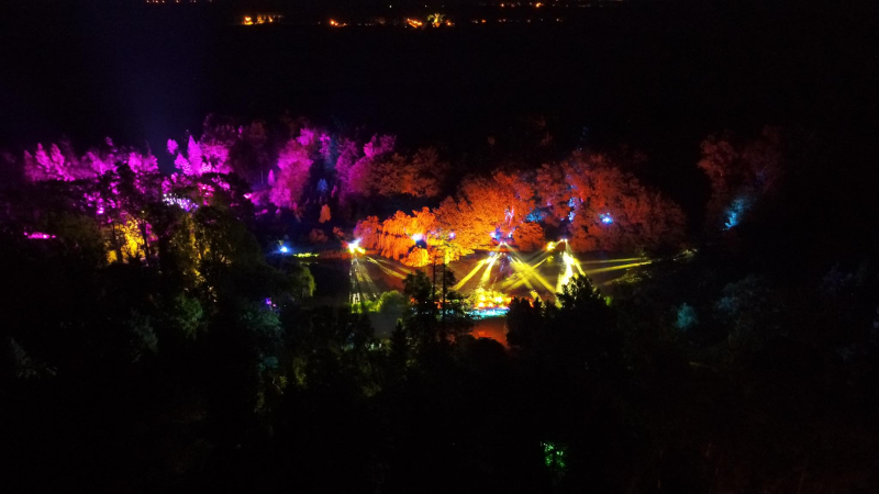 21/25 Magiczne spektakle w bajkowej oprawie świetlnej