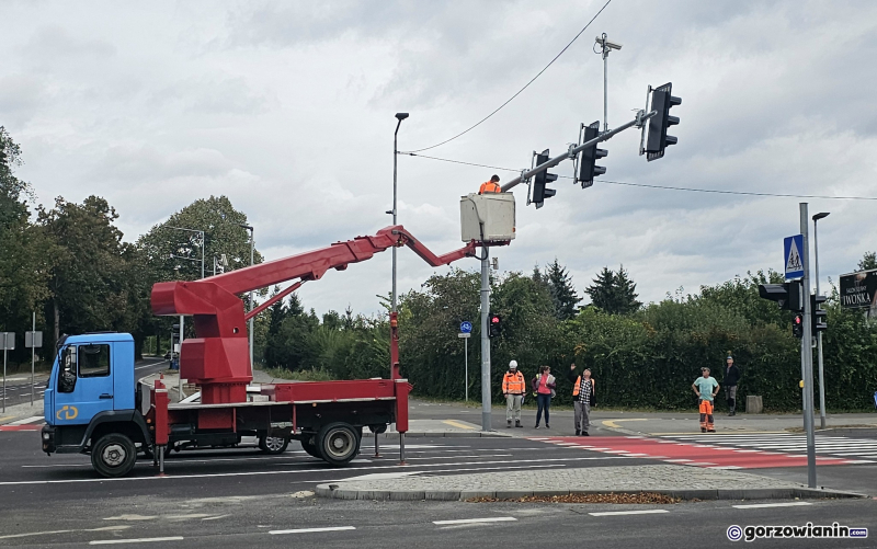 9/9 Skrzyżowanie ul. Kosynierów Gdyńskiej, Słowiańskiej, Żwirowej i Roosevelta otwarte dla ruchu