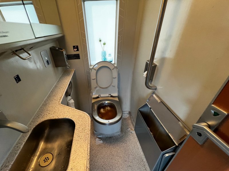 3/4 Wszędzie (na kolei) dobrze, gdzie nas nie ma…