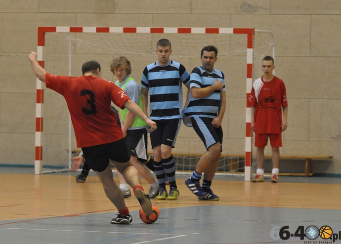 16/41 Zawodowa Liga Halowa