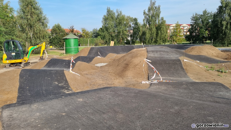 4/7 Postęp prac przy budowie pumptracka