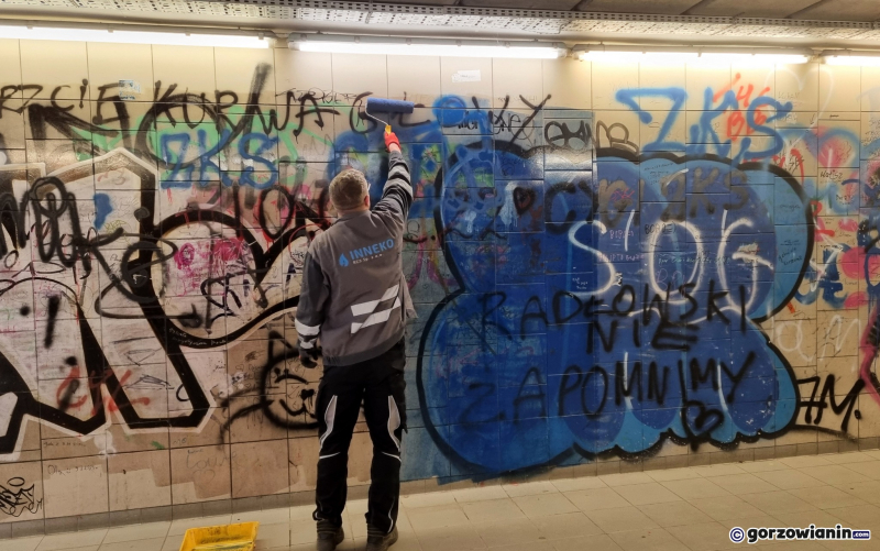 3/11 Czyszczenie przejścia podziemnego przy ul. Piłsudskiego