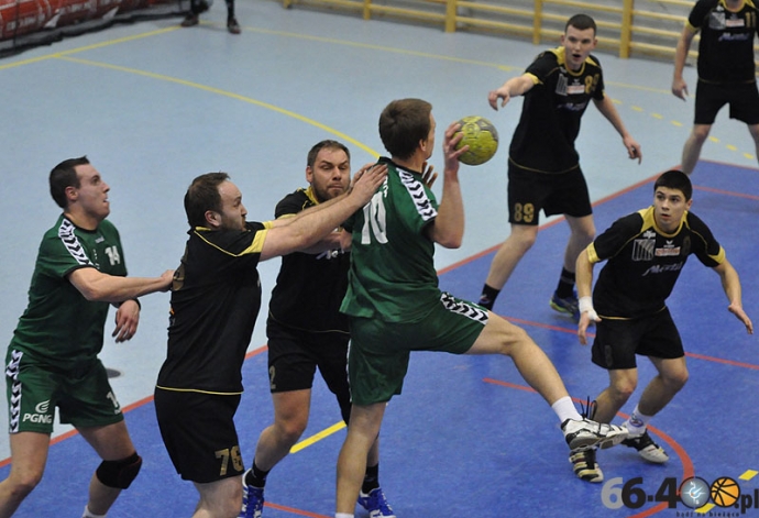 37/79 GSPR Gorzów - AZS Zielona Góra 30:26 (14:9)