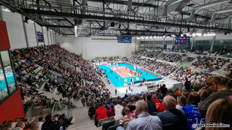 8/13 Tłum kibiców na meczu z Jastrzębskim Węglem