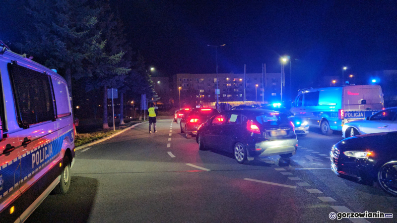 8/10 Policyjna akcja na parkingu S1 Gorzów
