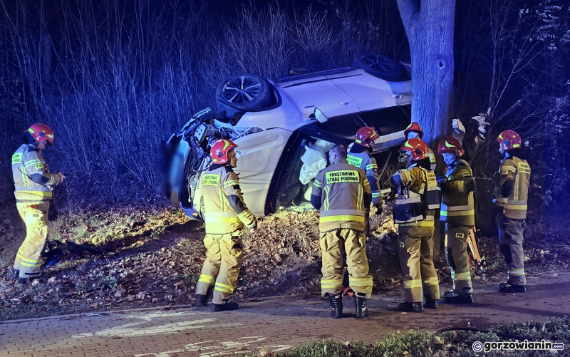 5/8 Dachowanie toyoty przy ul. Górczyńskiej w Gorzowie