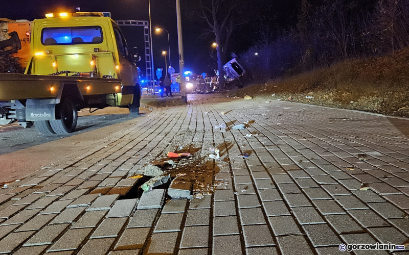 8/8 Dachowanie toyoty przy ul. Górczyńskiej w Gorzowie