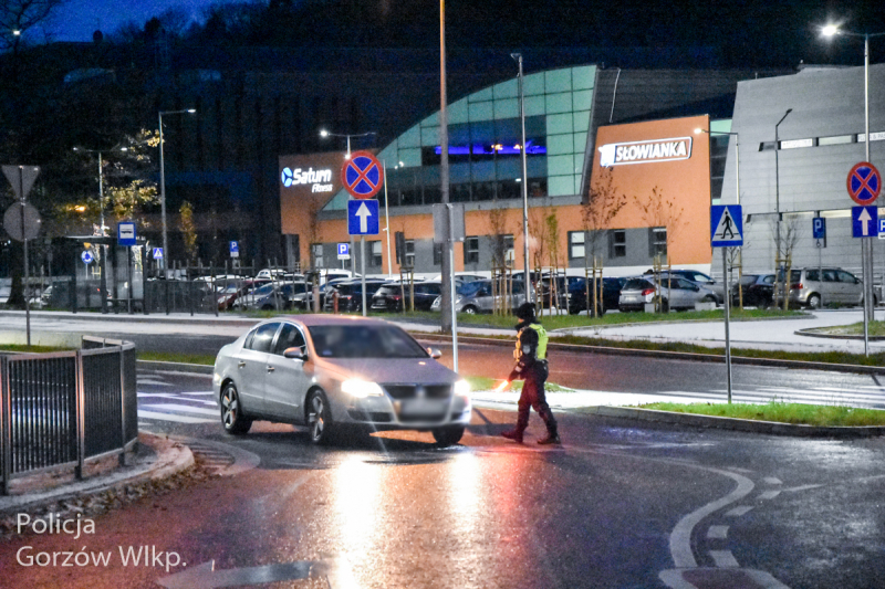 3/15 Poranek na Słowińskiej w Gorzowie: Wpadło czterech nietrzeźwych kierowców