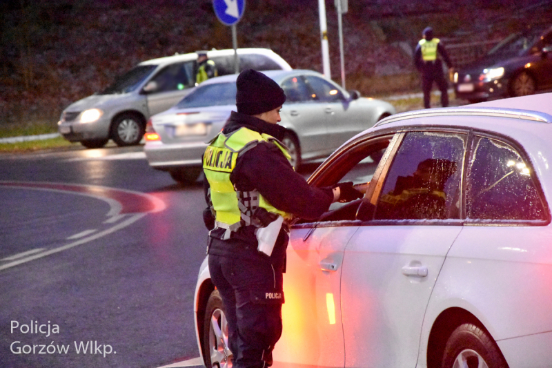 10/15 Poranek na Słowińskiej w Gorzowie: Wpadło czterech nietrzeźwych kierowców