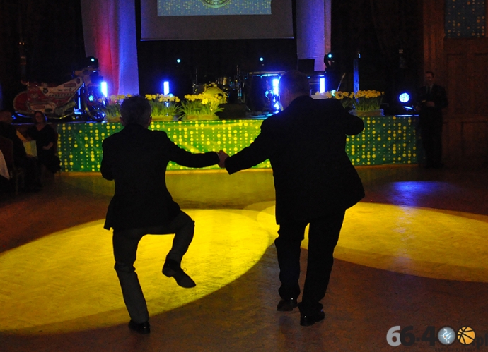 11/113 VI Bal Charytatywny na rzecz Hospicjum św. Kamila