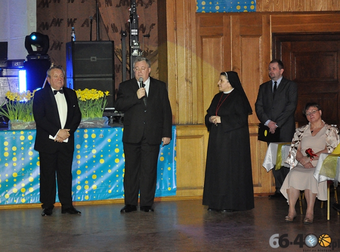 15/113 VI Bal Charytatywny na rzecz Hospicjum św. Kamila