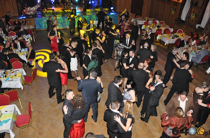 32/113 VI Bal Charytatywny na rzecz Hospicjum św. Kamila