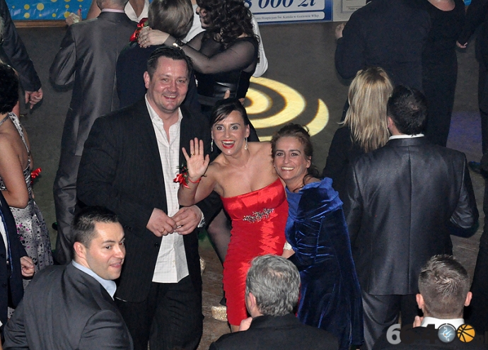 64/113 VI Bal Charytatywny na rzecz Hospicjum św. Kamila