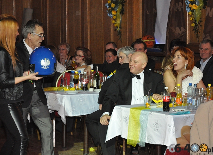 92/113 VI Bal Charytatywny na rzecz Hospicjum św. Kamila