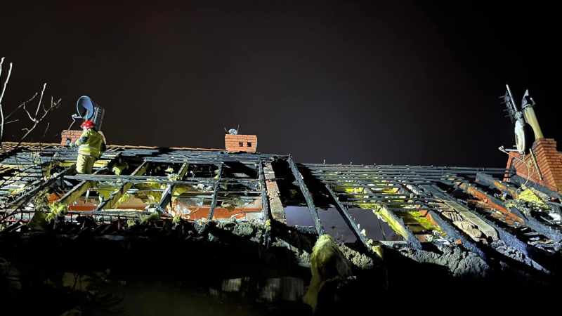 5/9 Nocny pożar w Gorzowie. Spłonęła kotłownia i dach budynku