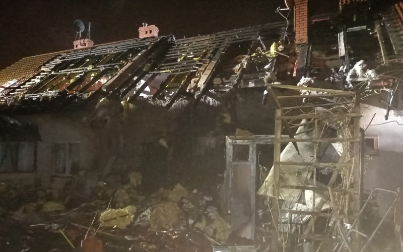 6/9 Nocny pożar w Gorzowie. Spłonęła kotłownia i dach budynku