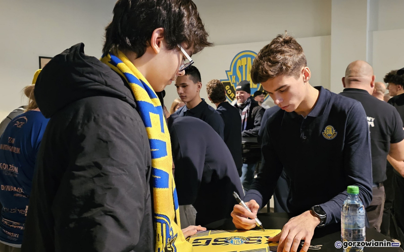 13/23 Prezentacja drużyny Stali Gorzów i spotkanie z kibicami