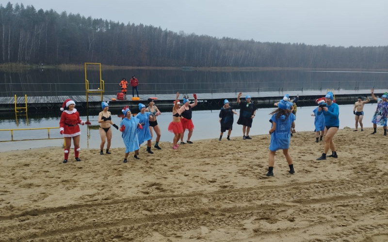 4/10 Morsowanie nad jeziorem Nierzym