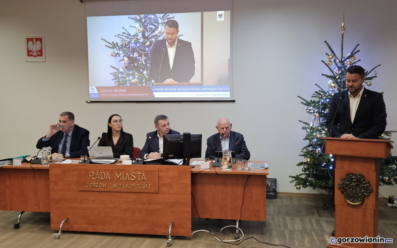 4/9 Nadzwyczajna sesja w sprawie Stali Gorzów