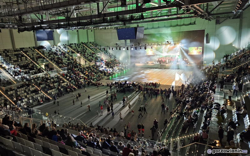 8/22 Gorzowska Opowieść Wigilijna w Arenie Gorzów