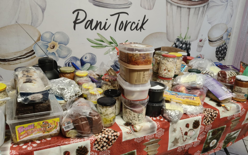 4/10 Akcja podziel się posiłkiem w święta w Gorzowie