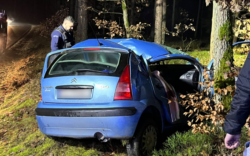 8/9 Wypadek pomiędzy Kłodawą a Łośnem