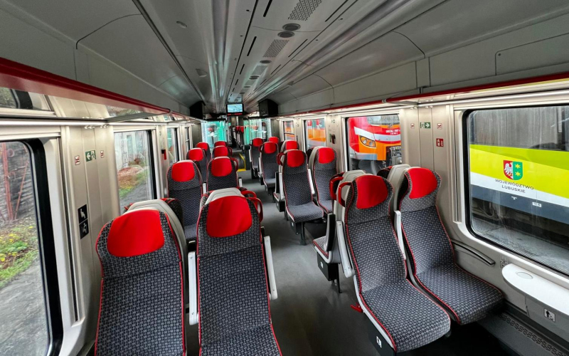 7/7 FPS Plus 228M w malowianiu województwa lubuskiego