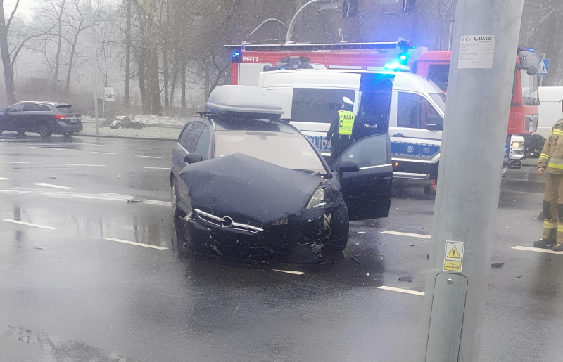 1/4 Gorzów: Wypadek karetki z pacjentem