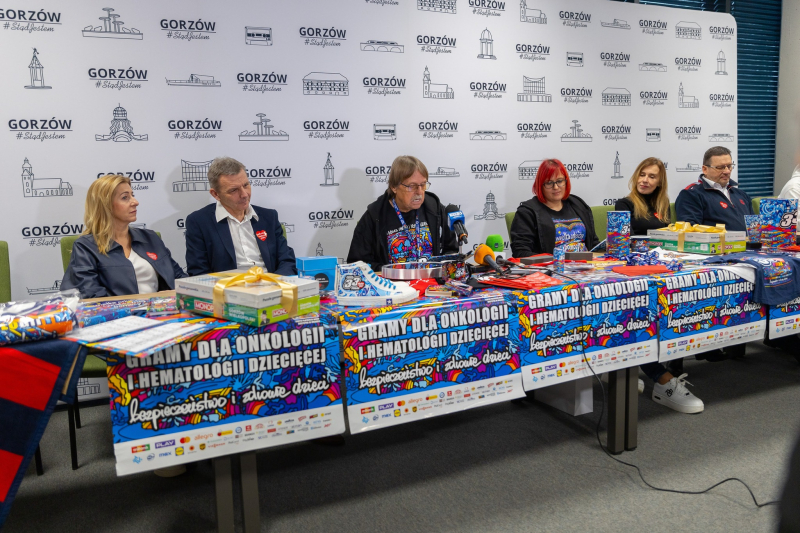 3/11 Fanty na licytacje WOŚP w Gorzowie